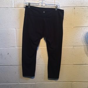 lululemon athletica Pants - Lululemon black cropped leggings size 10 61193 lululemon athletica Pants - Lululemon black cropped leggings size 10 61193